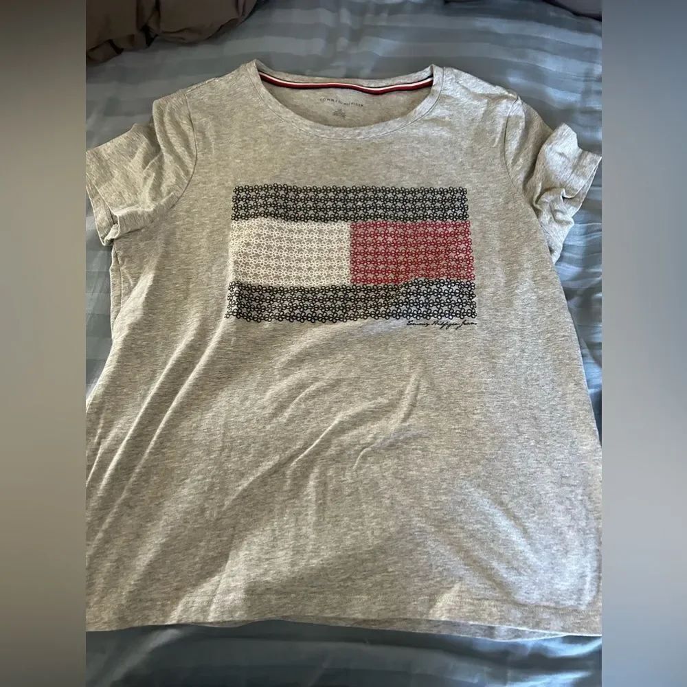 Tommy Hilfiger Flower Tshirt